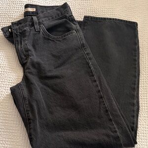 Woman’s Black Jeans